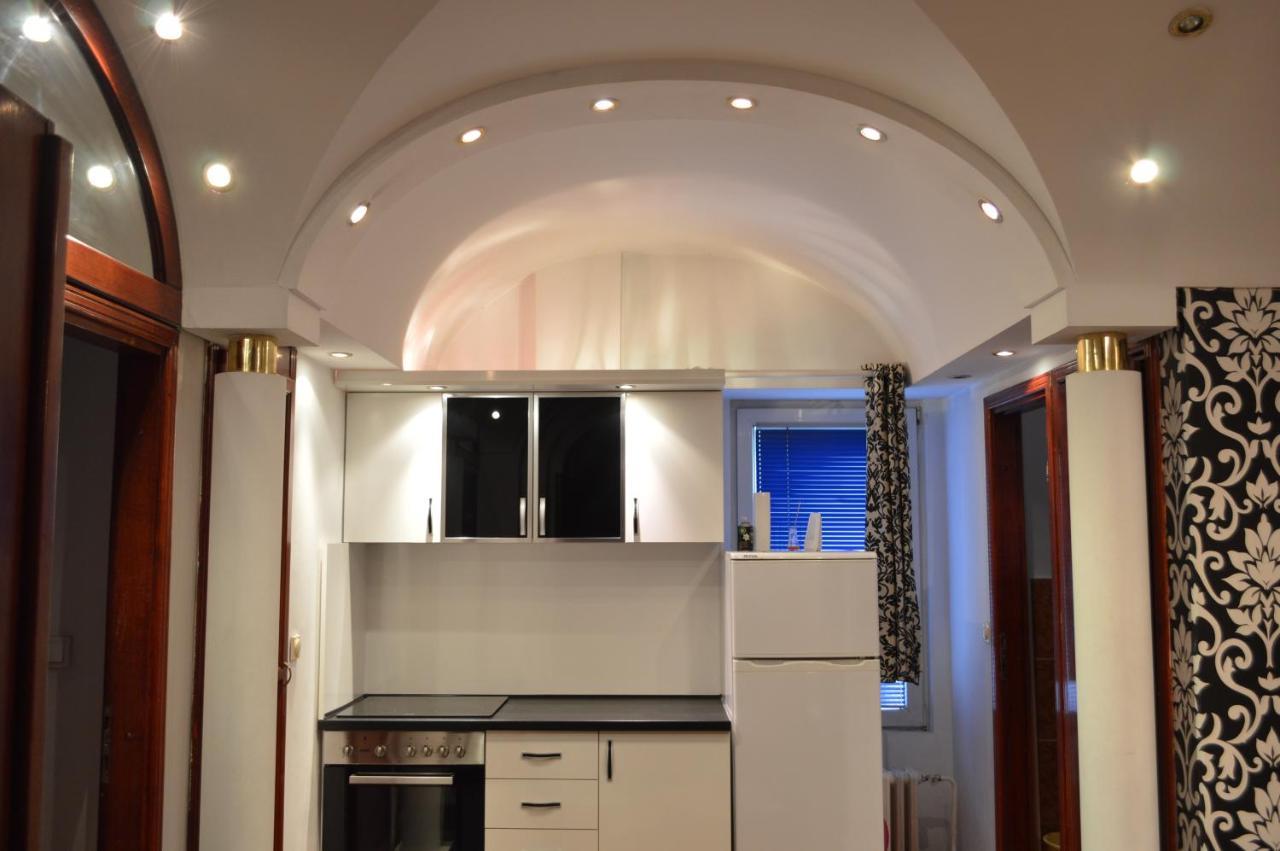 Apartment Stefanon 4 Belgrado Exterior foto